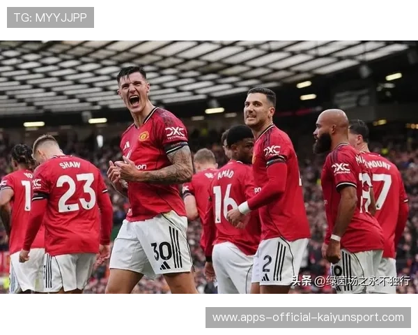 曼联欧冠小组赛稳步前进，红魔目标锁定四强，曼联红魔时代阵容